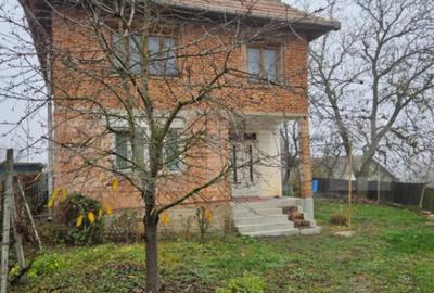 Casă cu 4 camere în Luna - 3