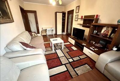 De închiriat apartament 3 camere Iancului