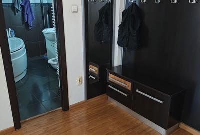 Apartament cu 2 camere decomandat în Calea București - 3