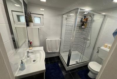 Vand Casa in orasul Sannicolau Mare ultracentral - 8