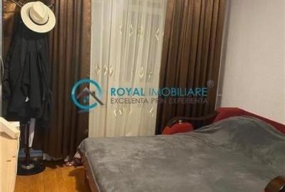 Royal Imobiliare - Vanzare Apartament zona 9 Mai - 2
