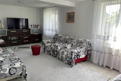 Casă cu Teren 780 Mp în Ipotești - 9