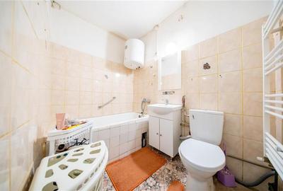 Garsonieră decomandată, mobilată în Lenin - 4