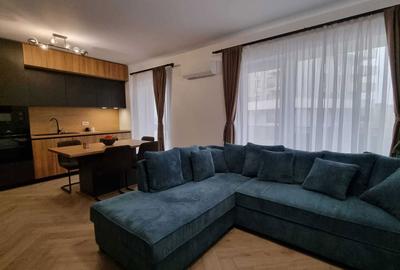 Apartament cu 3 camere decomandat în Nufărul
