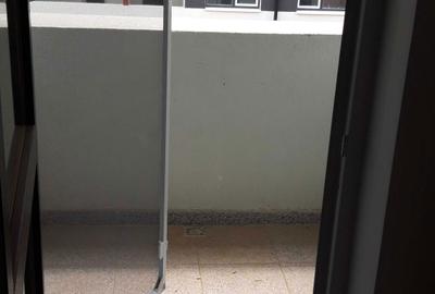 Garsonieră decomandată în Roșu - 5