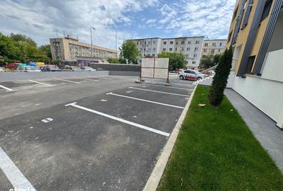 Apartament cu 3 camere decomandat în Pelican - 18