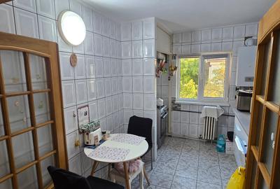 3 camere de vanzare Focsani, ultracentral - 13