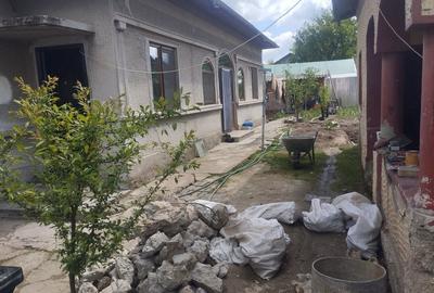 Casă cu 4 camere în Uiești - 6