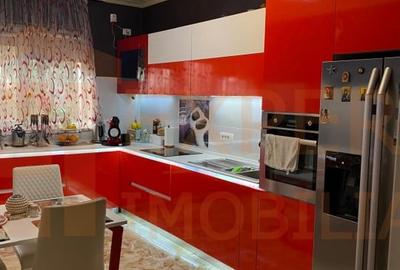 Casă individuală cu 7 camere cu Canalizare în Sud-Est - 6