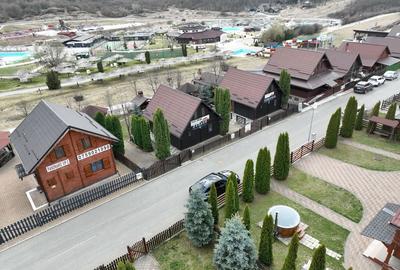 Casă cu 4 camere în Central - 2