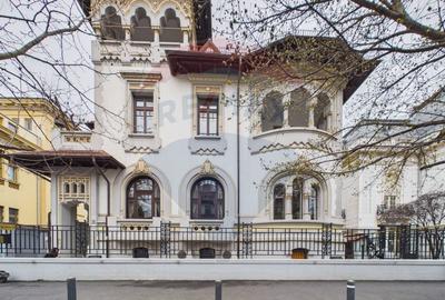 Birou, de 705 mp, în Dacia - 1