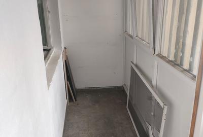 Iancului- metrou, 2 camere etaj 3 - 4