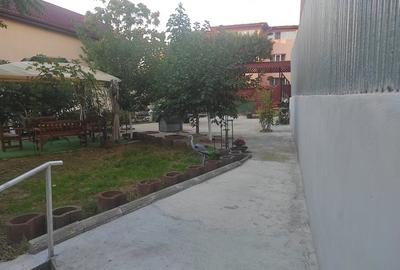 Casă individuală cu 9 camere cu Teren 432 Mp în Dristor - 19