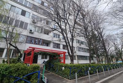 Apartament cu 2 camere decomandat în Berceni