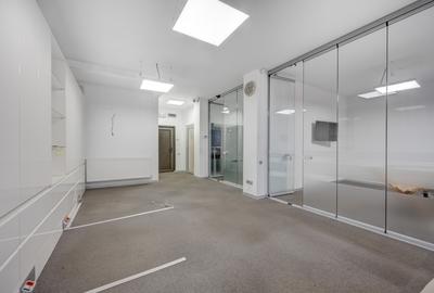 Spatiu birouri -  acces separat - loc de parcare - Spatiu de depozitare - 11