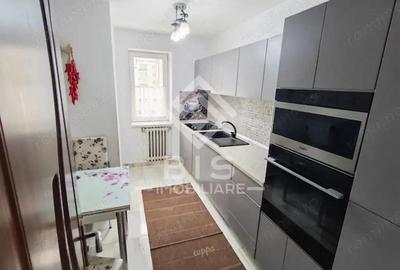 Apartament cu 4 camere decomandat în Independenței - 12