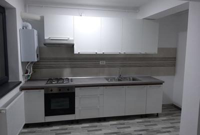 Apartament cu 3 camere decomandat în Spitalul Județean - 3