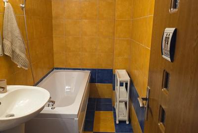 Apartament cu 3 camere decomandat în Vitan - 1