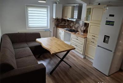 Apartament cu 2 camere decomandat în Central - 2