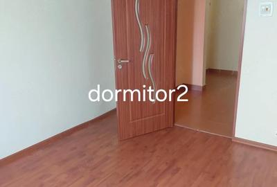 Apartament cu 4 camere decomandat în Central - 3
