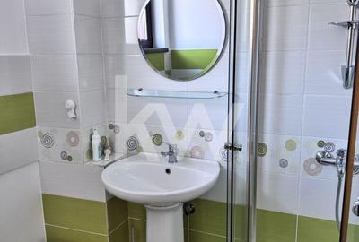 Casă cu 4 camere cu Canalizare în Cristian - 2