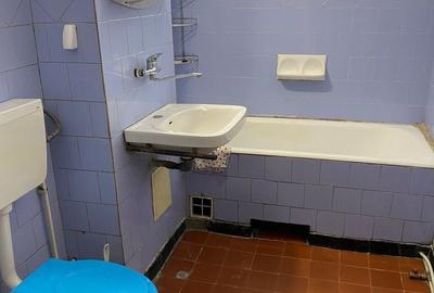 Apartament cu 4 camere decomandat în Central - 13