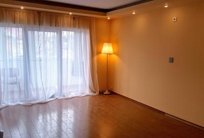 Apartament cu 2 camere decomandat în Central - 2