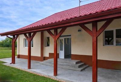 Casă cu Teren 10000 Mp în Căianu - 10