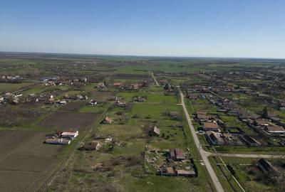 Teren intravilan de 1400 mp in Battonya - 1