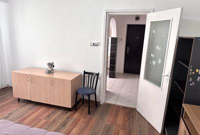 Apartament cu 2 camere semidecomandat, mobilat în Cetate - 15