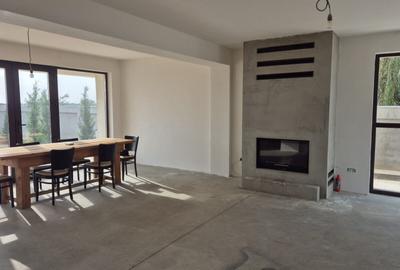 Casă individuală cu 5 camere cu Garaj în 1 Decembrie - 4