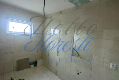 Casă cu 5 camere cu Teren 600 Mp în Chinteni