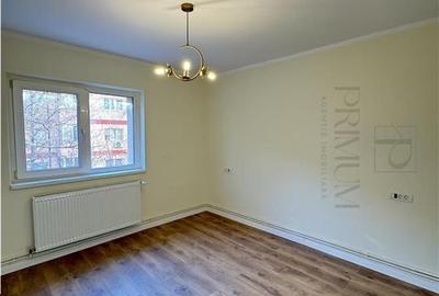 Apartament cu 3 camere decomandat în Aradului - 3