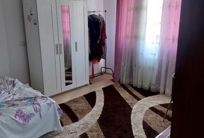 Casă individuală cu 7 camere cu Canalizare în Fundeni - 22