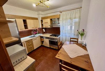 Apartament cu 3 camere decomandat în Central - 9