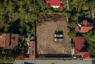 Teren de 1393 mp, în Brănești - 3