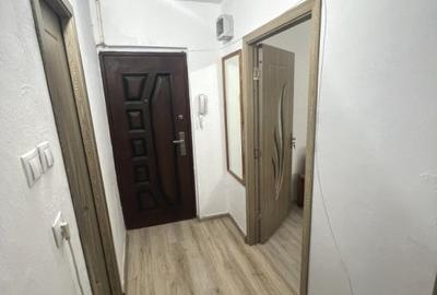 Garsoniera decomandata, Centru - 5