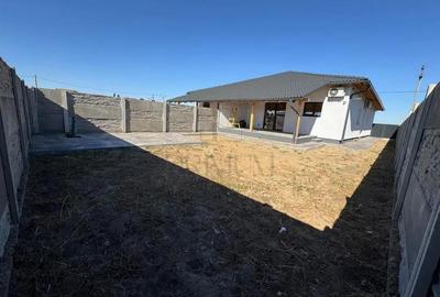 Duplex pe plan -  4 camere - toate utilitatile Duplex pe plan -  4 camere - toate utilitatile - 2