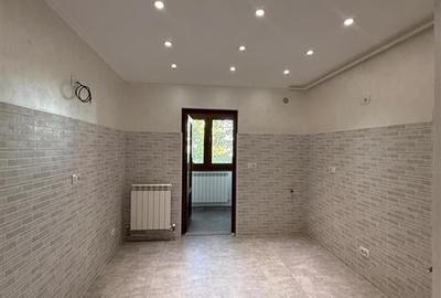 Apartament 2 camere renovat, etajul 2-Nicolina Belvedere Apartament 2 camere renovat, etajul 2-Nicolina Belvedere - 1