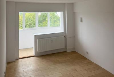 Apartament cu 3 camere decomandat în Colentina - 6