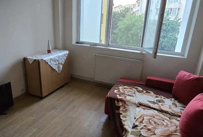 Garsonieră decomandată în Central - 4