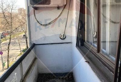 Apartament cu 4 camere nemobilat in P-ta Victoriei langa Orange - 11