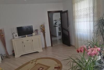Apt 2 cam Maratei, 56 mp, decomandat, etaj 2 - cod 159961 - 2