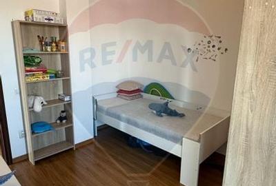 Apartament cu 3 camere de inchiriat in zona Damaroaia Apartament cu 3 camere de inchiriat in zona Damaroaia - 5