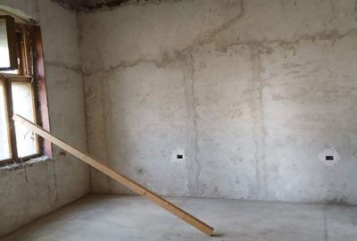 Casă cu 4 camere în Central - 8