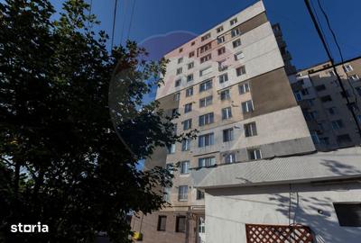 Apartament cu 3 camere decomandat în Mioriței - 12