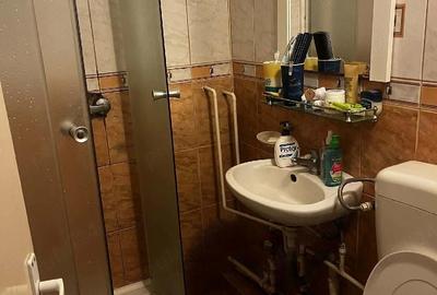 Apartament cu 4 camere decomandat în Nufărul - 1