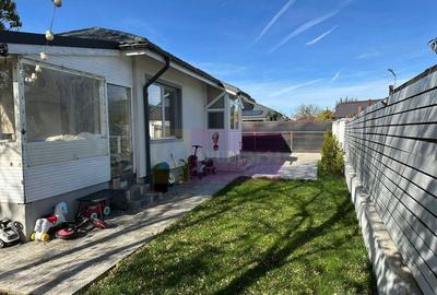 Casă cu 3 camere cu Teren 380 Mp în Săbăreni
