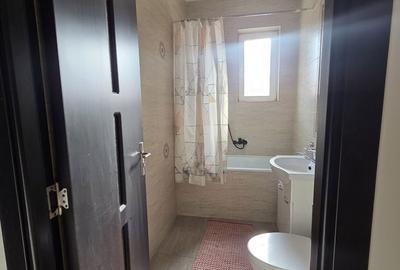 Apartament cu 2 camere decomandat în Ipotești - 10