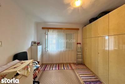 Casă cu 3 camere cu Teren 900 Mp în Central - 2